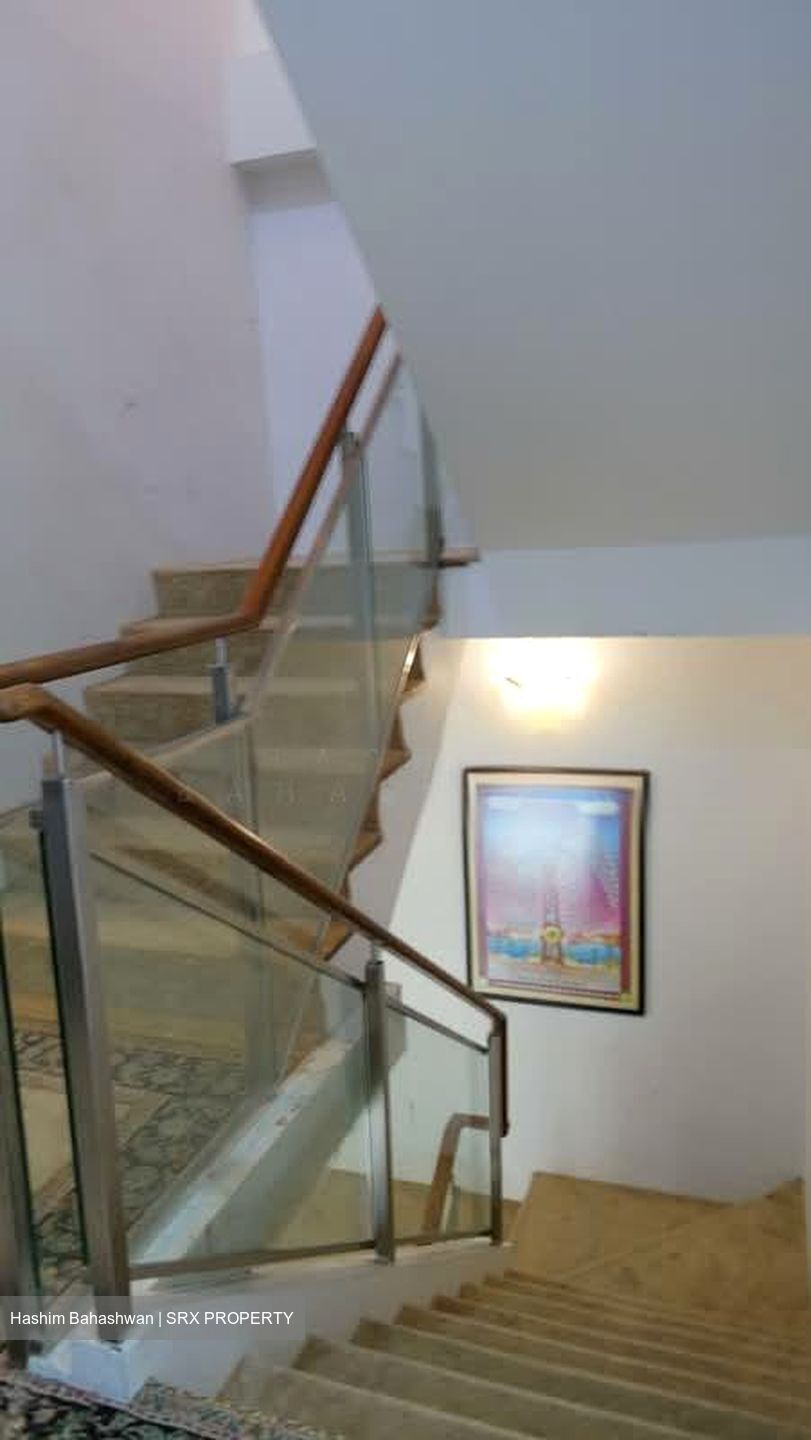 Peakview Estate (D16), Terrace #554148021